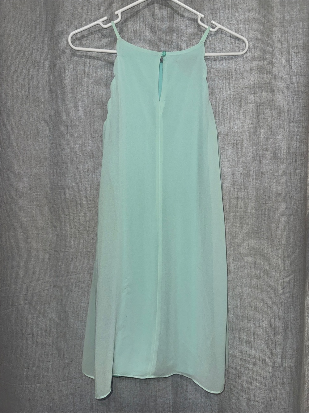 A. Byer Scalloped Edge Chiffon Shift Mint Green Dress - Picture 3 of 12